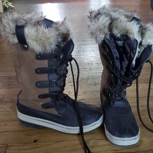 Khombu SnowBoots